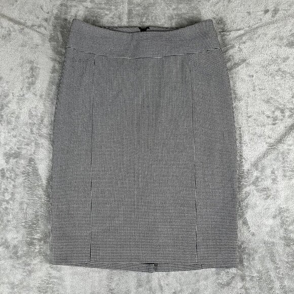 Express Design Studio Pencil Skirt Size 2 Button Back Black White Houndstooth - Picture 2 of 8